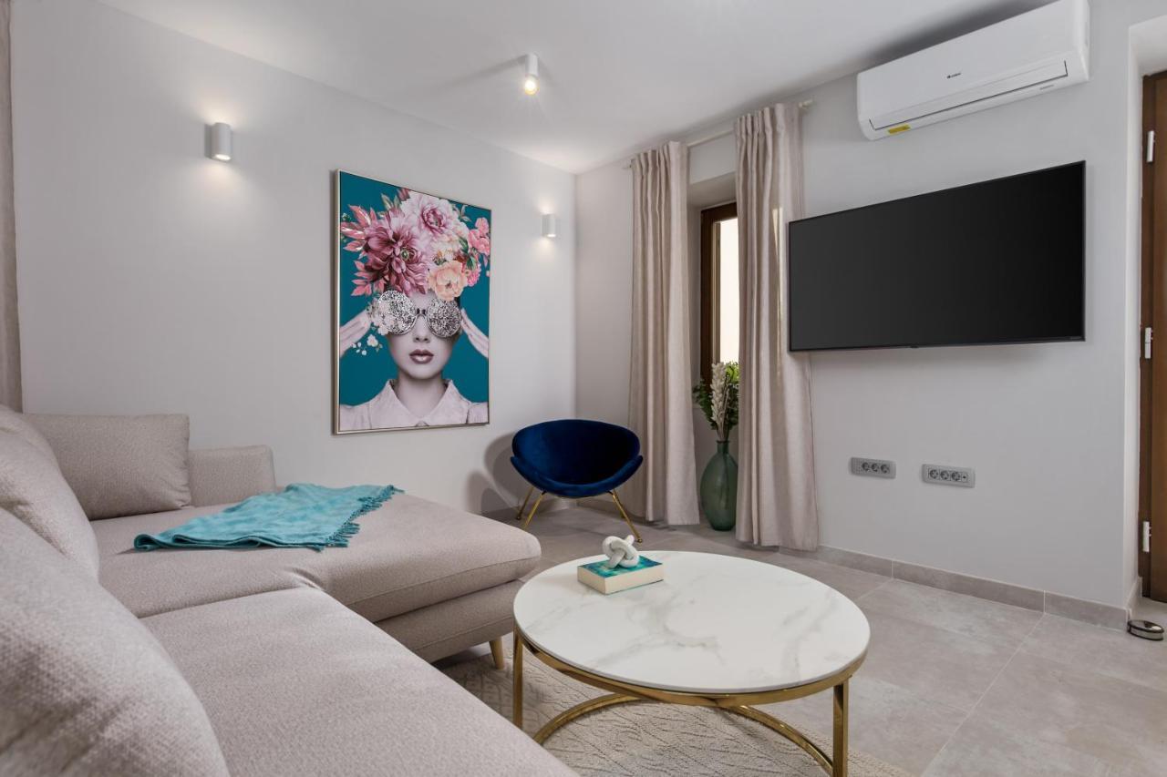 Apartmani Dogas Crikvenica Exterior foto